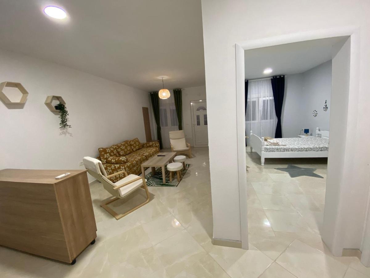 Kotor Apartman Green Sailor Apartamento Exterior foto